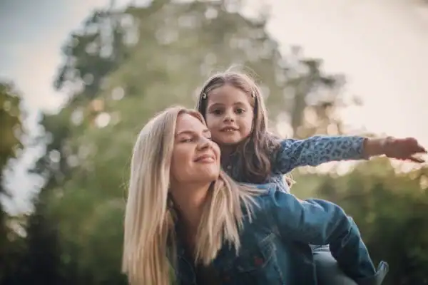 happy mum and daughter following mediation to resolve parental alienation Brighton